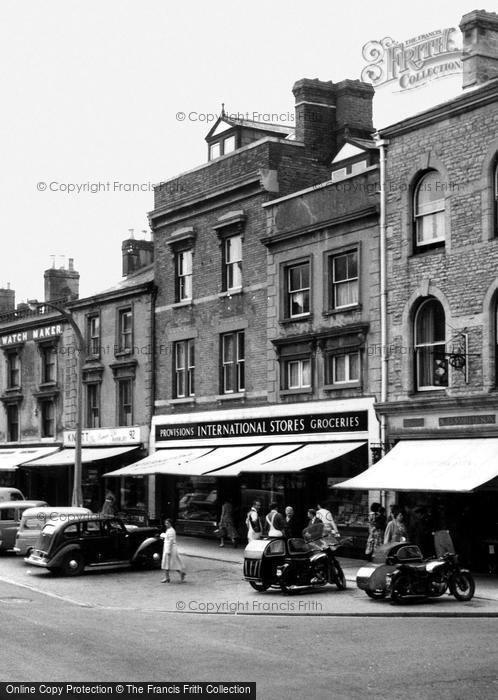Photo of Banbury, International Stores, High Street c.1960
