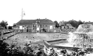 The Swimming Pool c.1955, Banbury