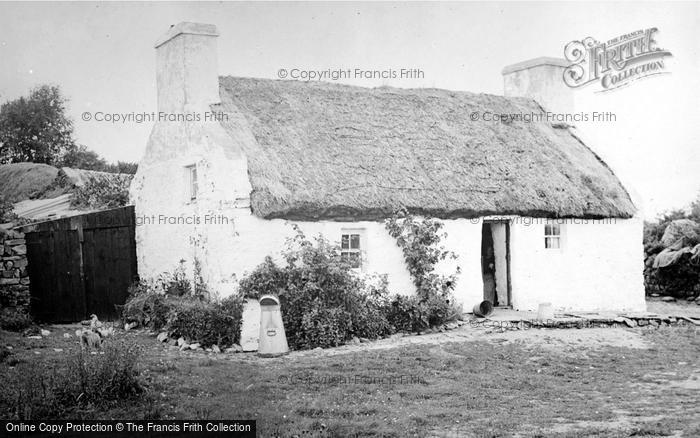 Photo of Bandon, Old Thatched Cottage c.1937