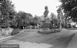 The Olde Well c.1955, Banstead