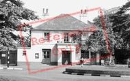 The Victoria Hotel c.1960, Banstead