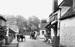 The Village 1903, Banstead
