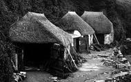 Quay, Thatched Fishing Huts 1924, Bantham