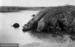 And Rocks c.1960, Barafundle Bay