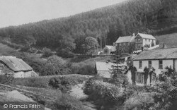 The Village 1907, Barbrook