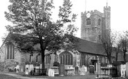 Barking, St Margaret's Church c1955