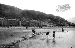 The Beach 1895, Barmouth
