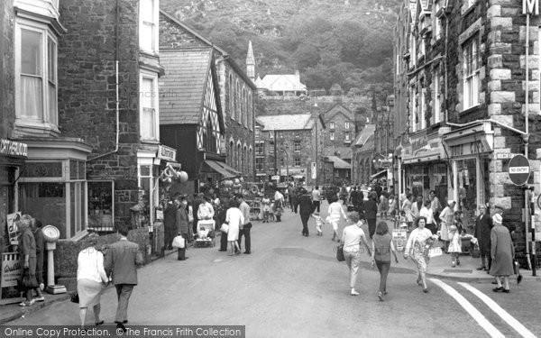 Barmouth, The Shopping Centre c.1965