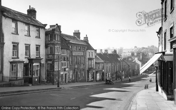 Photo of Barnard Castle, Old Houses, The Bank c.1960
