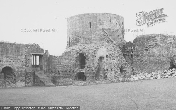 Photo of Barnard Castle, The Castle c.1960