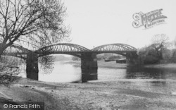 Bridge c.1965, Barnes