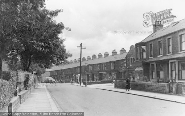 Photo of Barnoldswick, Gisburn Road c.1950