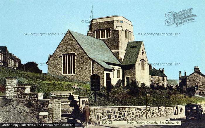 Photo of Barnoldswick, Holy Trinity Church c.1960
