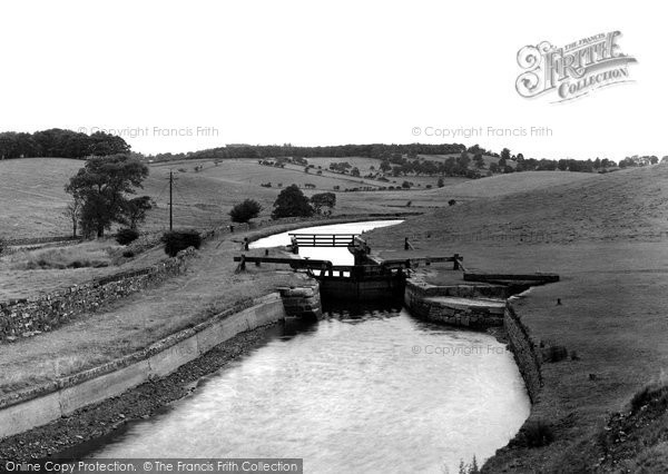 Photo of Barnoldswick, The Locks c.1955