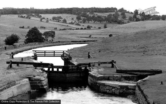Photo of Barnoldswick, The Locks c.1955
