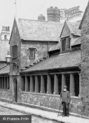 Almshouses 1903, Barnstaple