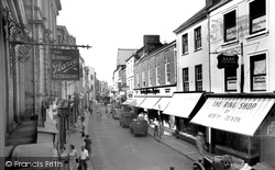 Barnstaple, High Street c1955
