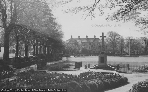Photo of Barnstaple, Memorial And Park c.1950