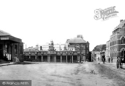 Queen Anne's Statue And Station 1890, Barnstaple