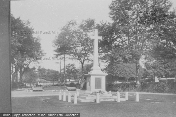 Photo of Barnstaple, War Memorial 1923