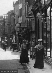 Women In The High Street 1903, Barnstaple