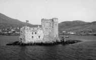 Kismul Castle 1963, Barra