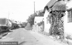 The Village c.1960, Barrington