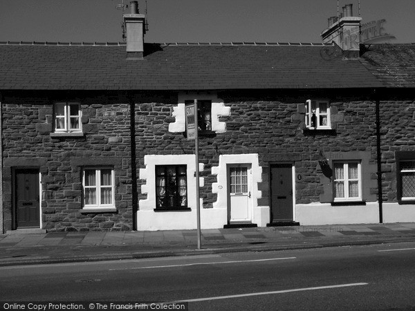Photo of Barrow In Furness, Salthouse Road Railway Cottages 20004