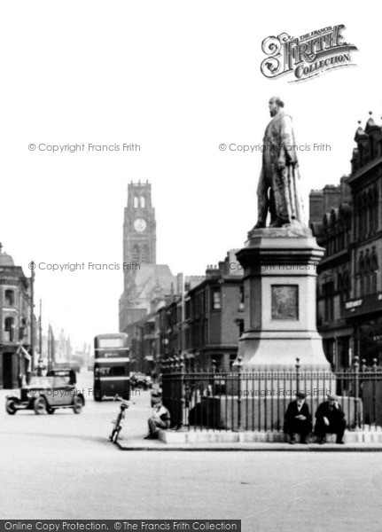 Photo of Barrow In Furness, Sir James Ramsden Statue In Ramsden Square 1934