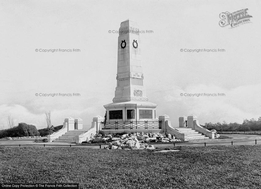 Barrow-in-Furness, the War Memorial 1924