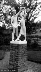 The Statue c.1955, Barrow Upon Soar