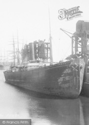 Docks, A Ship 1899, Barry