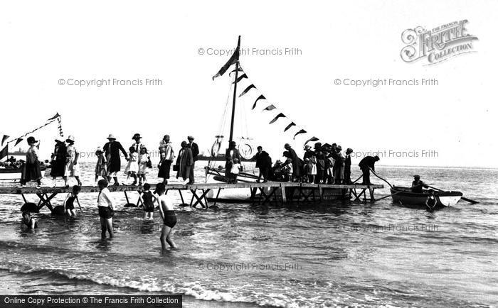 Photo of Barry Island, The Gang Plank 1925