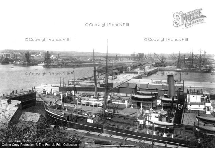 Photo of Barry, The Docks 1899