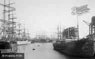 The Docks 1899, Barry