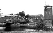 Barton upon Irwell, Barton Bridge Road c1965