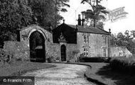 The Hall Gates c.1955, Bashall Eaves