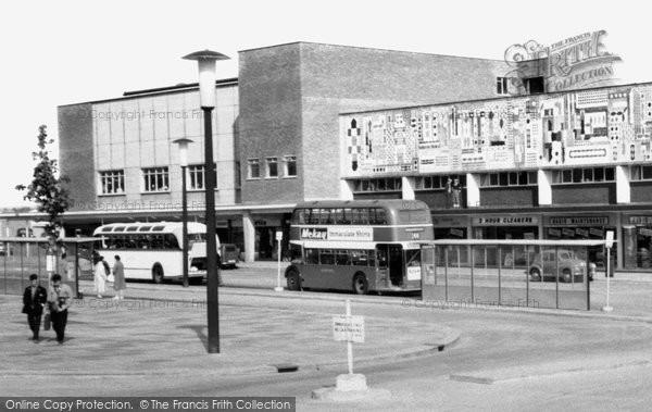 Photo of Basildon, Blenheim House And The Bus Terminus 1961