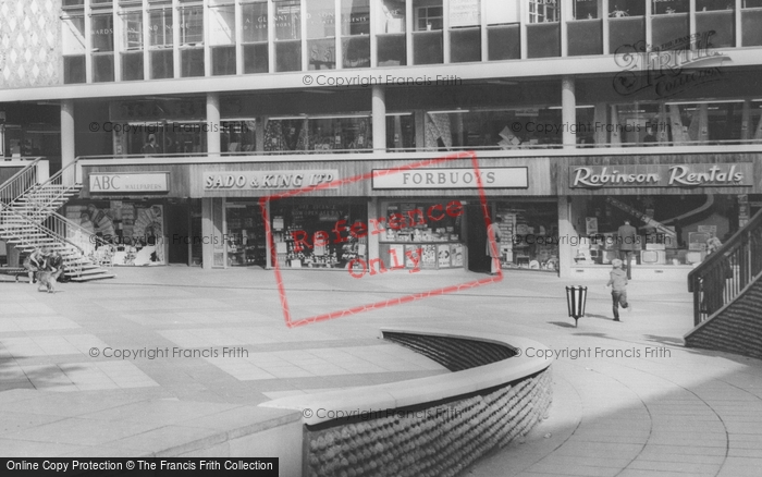 Photo of Basildon, East Square Shops c.1965