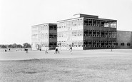 Basildon, Woodlands Boys School c1960