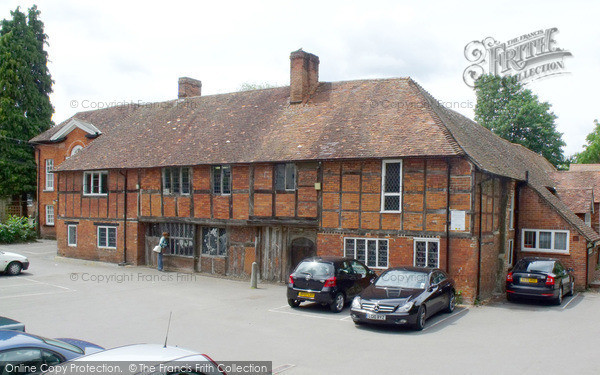 Photo of Basingstoke, Church Cottage, Church Square 2011