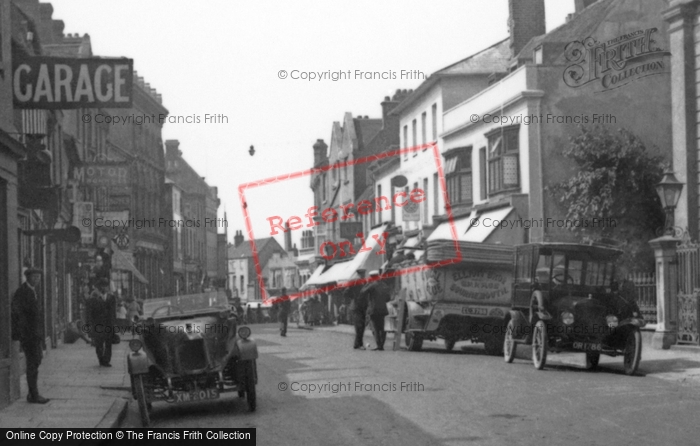 Photo of Basingstoke, London Street c.1930