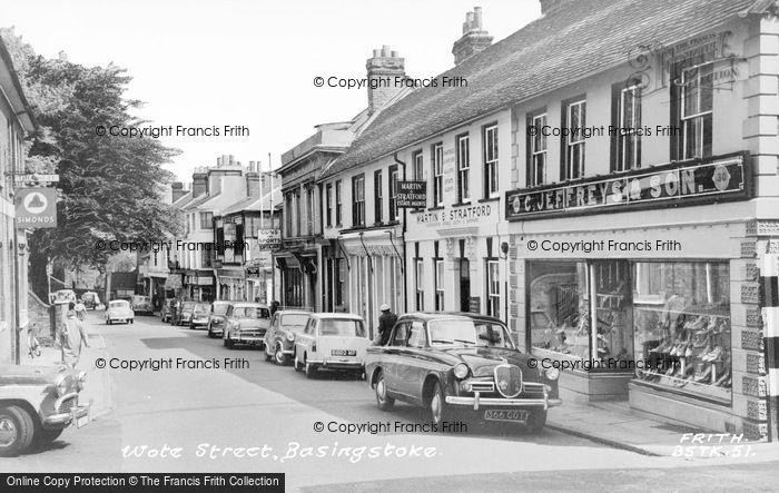 Photo of Basingstoke, Wote Street c.1960