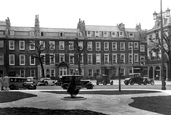 Fernley Hotel 1935, Bath