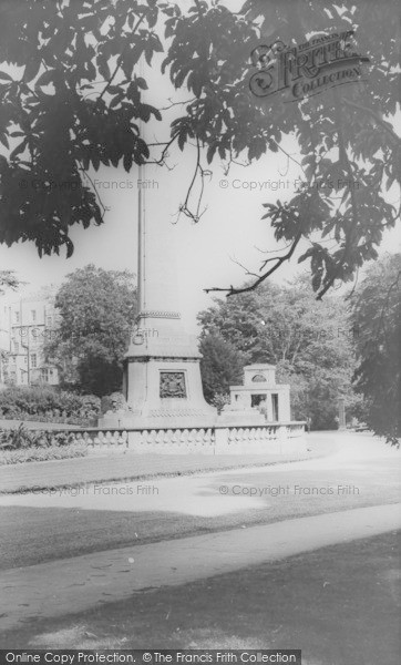Photo of Bath, Princess Victoria Memorial c.1965