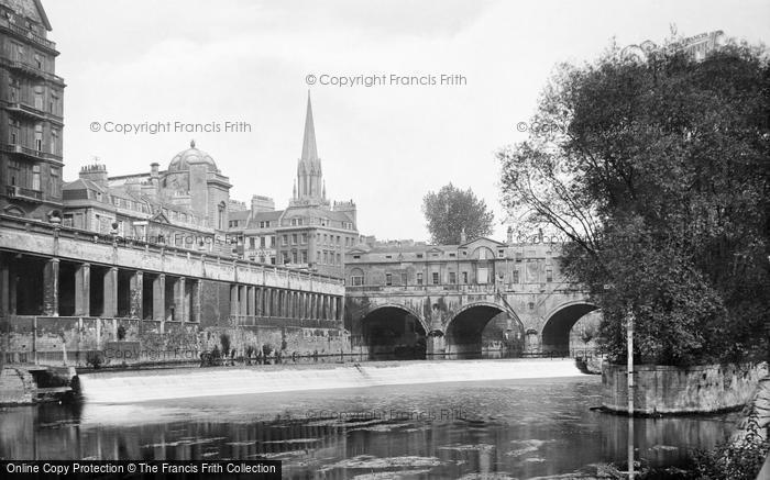 Photo of Bath, Pulteney Bridge And Weir 1920