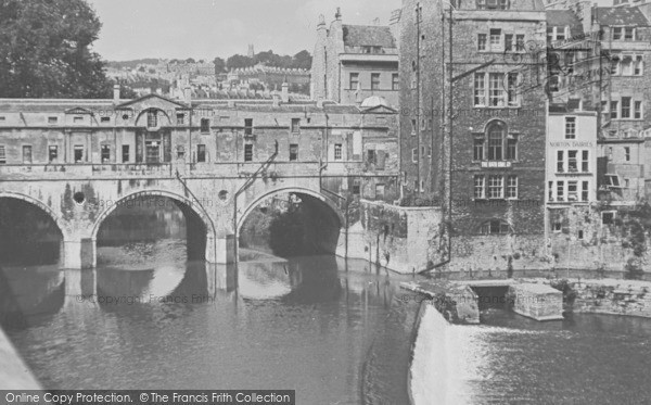 Photo of Bath, Pulteney Bridge c.1950