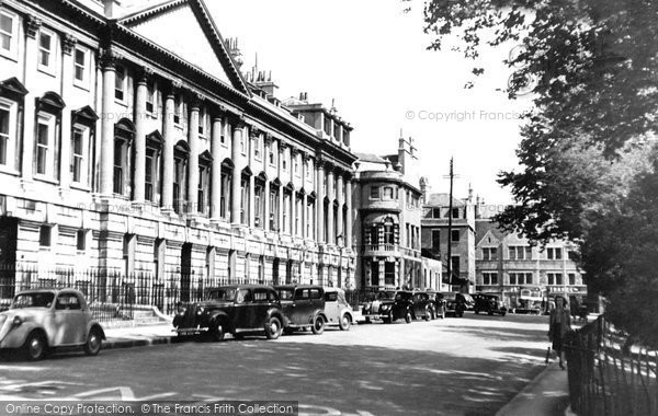 Photo of Bath, Queen Square c.1950