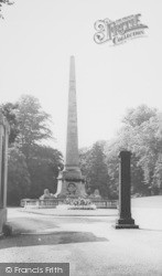 Queen Victoria Memorial c.1965, Bath