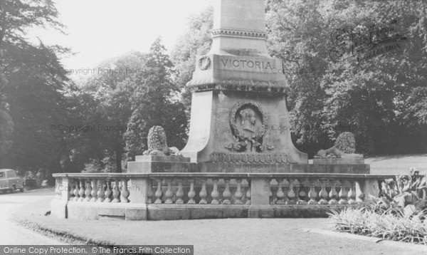 Photo of Bath, Queen Victoria Memorial c.1965